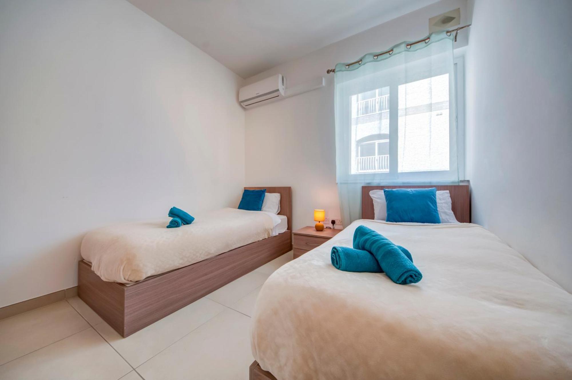 Modern 2Br Apt With Balconies In St Julians, Paceville - Apt 5 By Vaganza San Ġiljan Kültér fotó