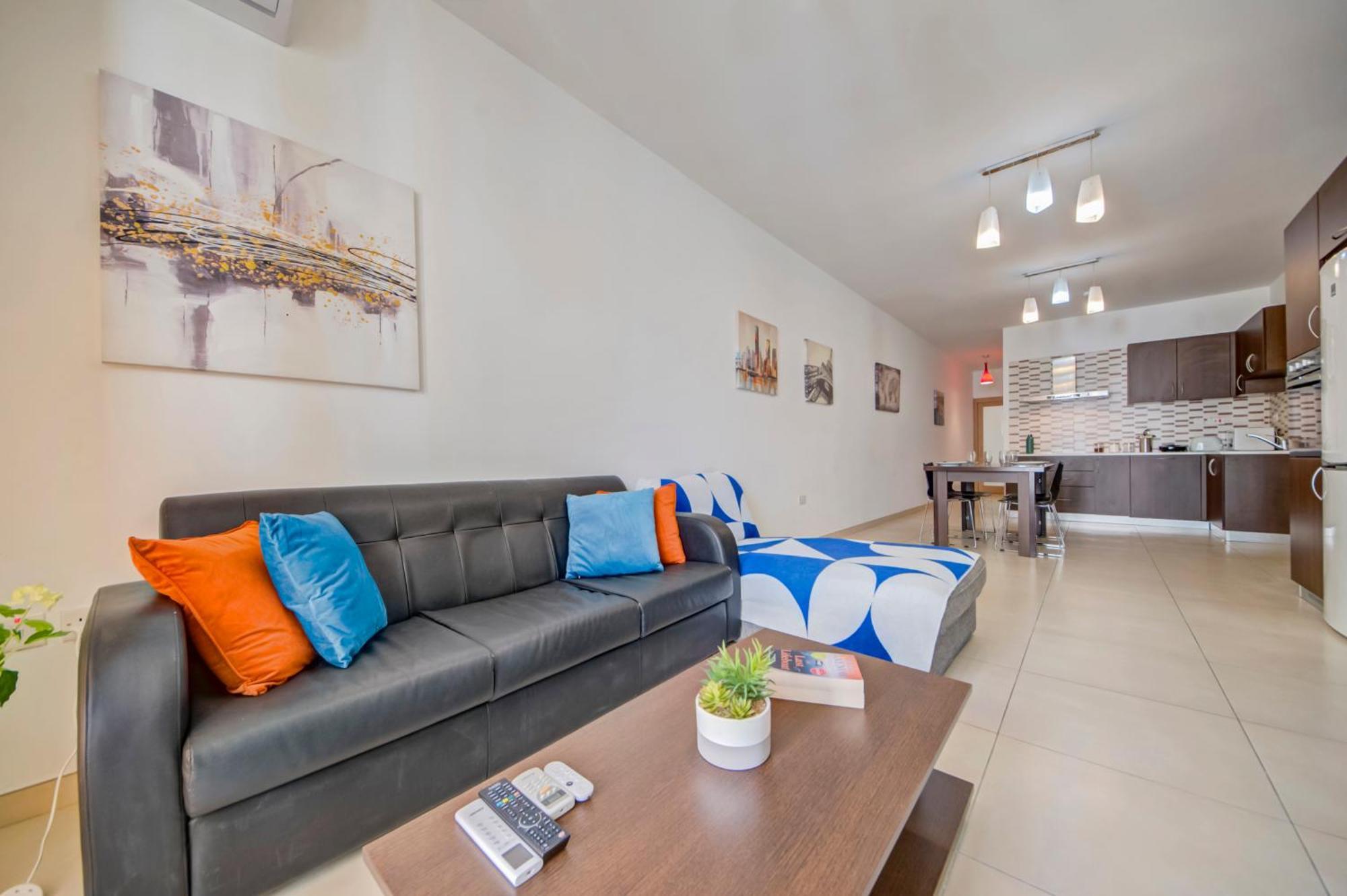 Modern 2Br Apt With Balconies In St Julians, Paceville - Apt 5 By Vaganza San Ġiljan Kültér fotó